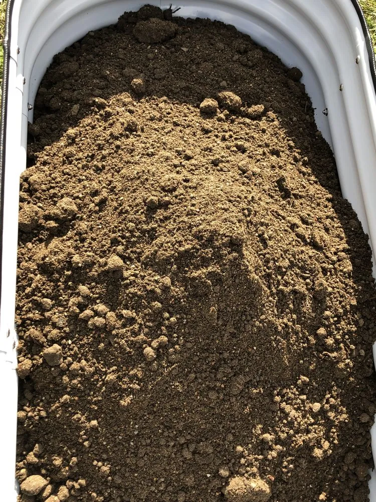 Expert lawn care service in Naperville, IL - Naperville Mulch Sales