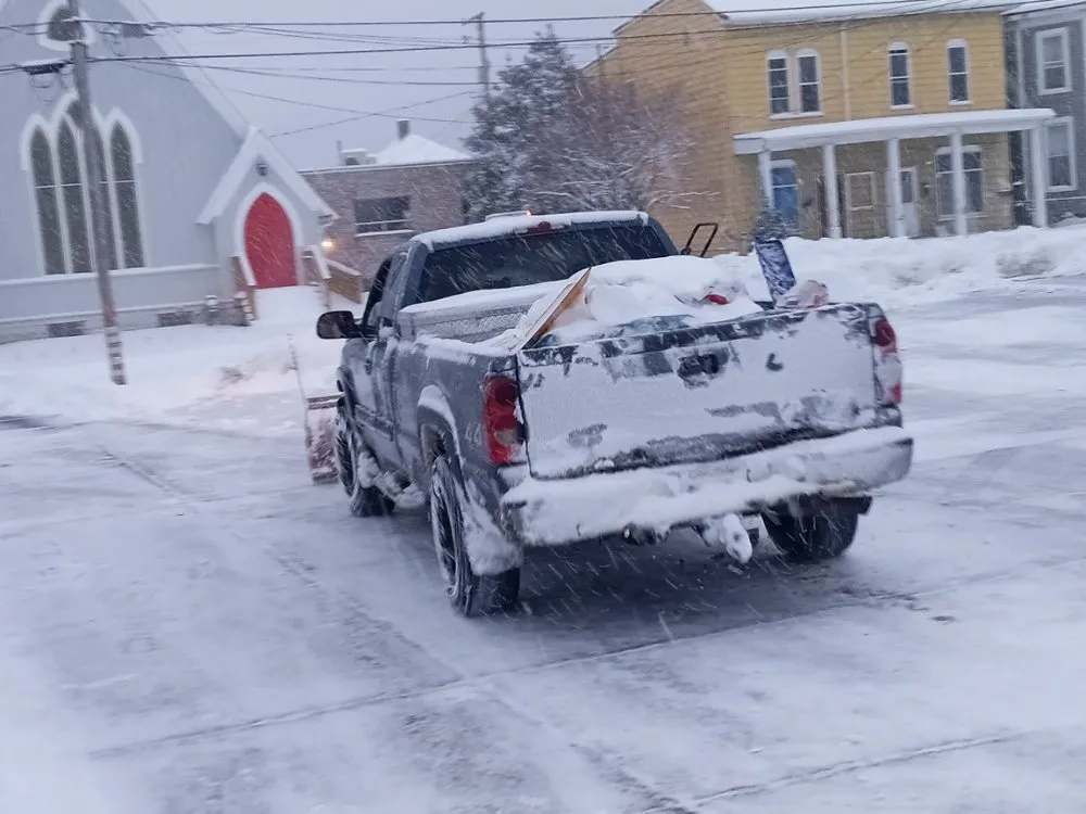 Custom yard maintenance in Bethesda, OH by Nardos lawncare and landscape