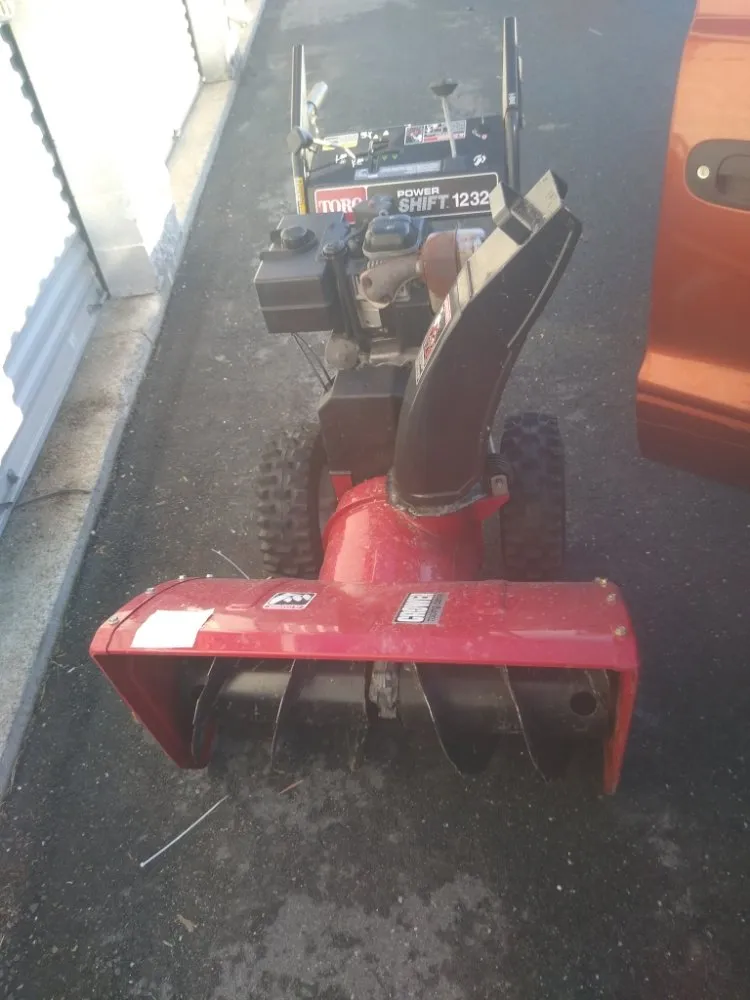 Reliable lawn mowing service for beautiful yards in Nashua, NH by Nashua Trashmasters