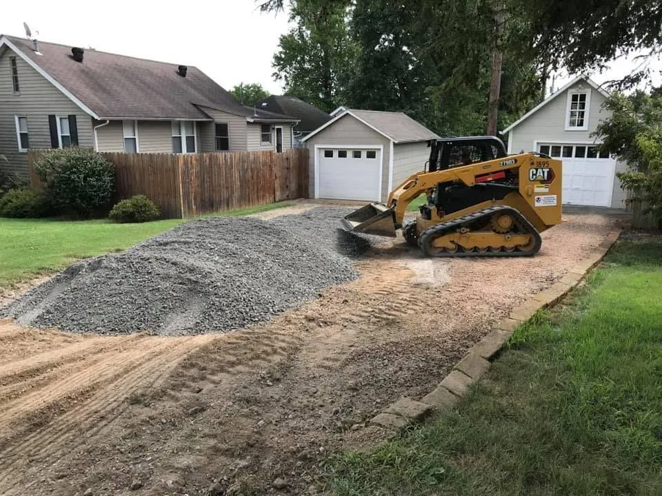 Local outdoor landscaping experts serving White House, TN - Nashville Dirt Works