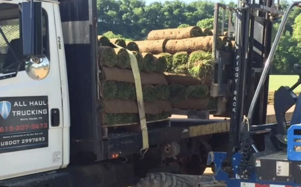 Reliable lawn care service in White House, TN by Nashville Dirt Works