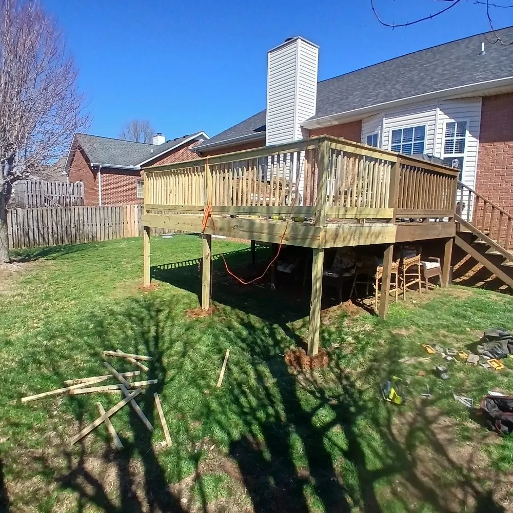 Professional lawn mowing service experts serving Nashville, TN - Nashville Yardscapes