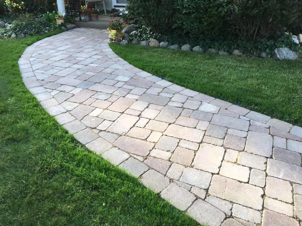 Reliable landscape installation for homes in Roscoe, IL by Nason's Landscaping