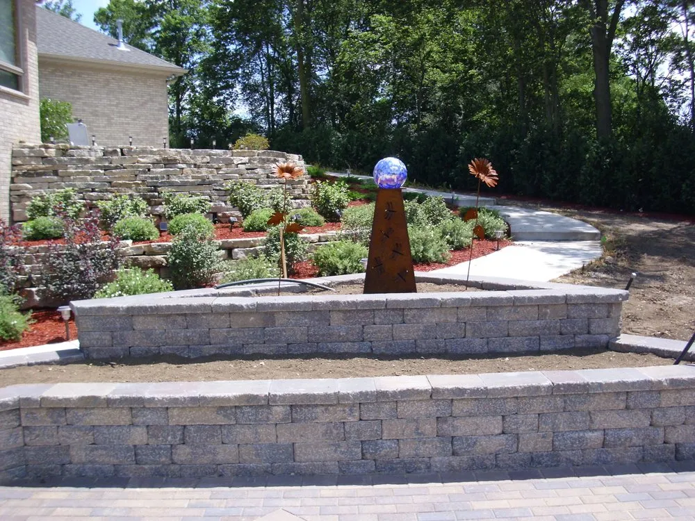 Top-rated yard maintenance near you in Roscoe, IL by Nason's Landscaping