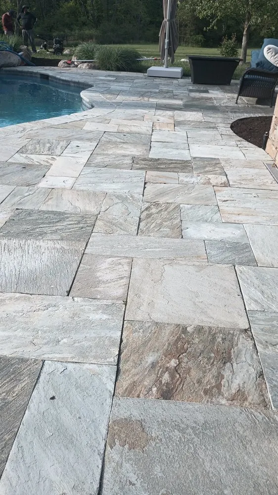 Local lawn care service experts serving Plumsteadville, PA - Natareno Landscaping