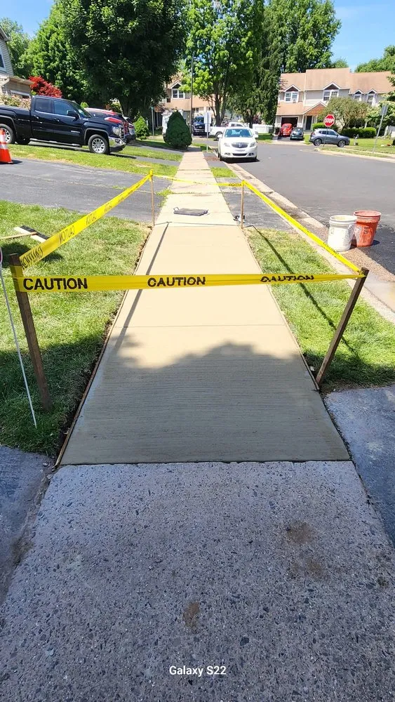 Reliable lawn mowing service in Plumsteadville, PA - Natareno Landscaping