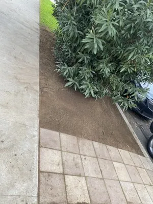 Nate's Cut-Mow-N-Go Logo