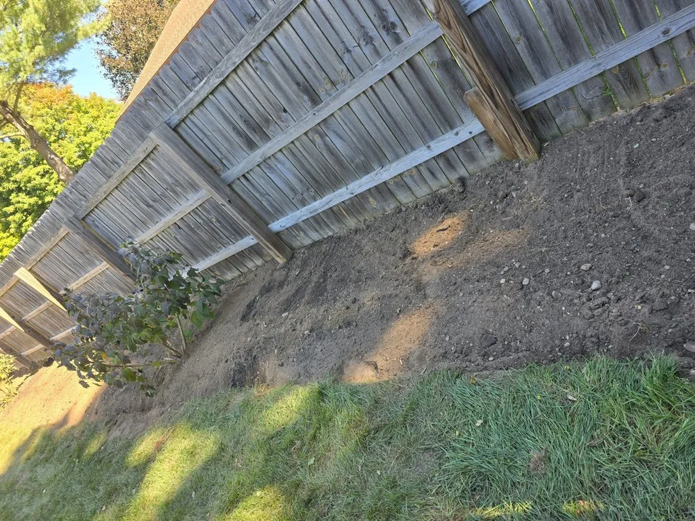 Reliable yard cleanup service experts serving Leonard, MI - Nates Landscape And Lawn Care