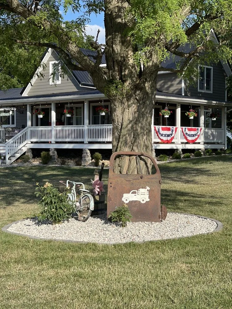 Top-rated yard cleanup service in Milton, WI - Nate's Landscaping