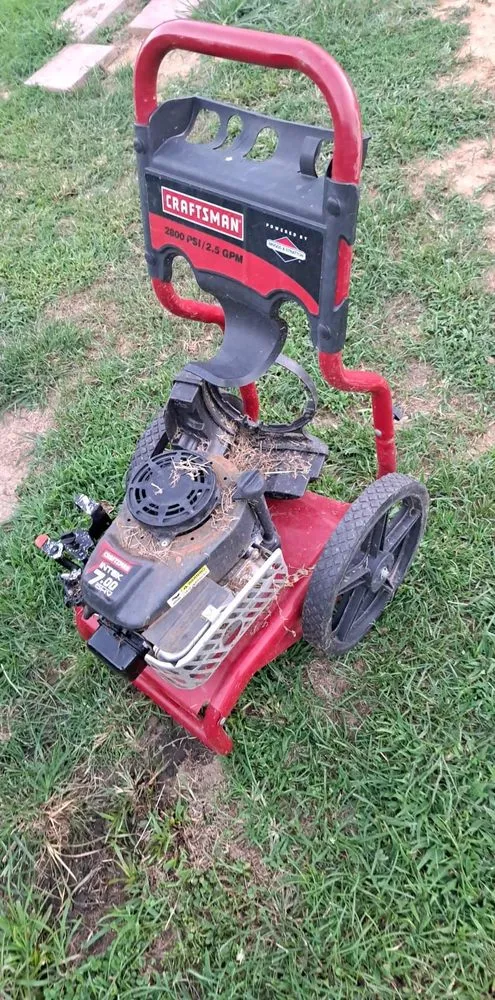 Local outdoor landscaping in Hannibal, MO by Nate's Small Engine and Lawncare