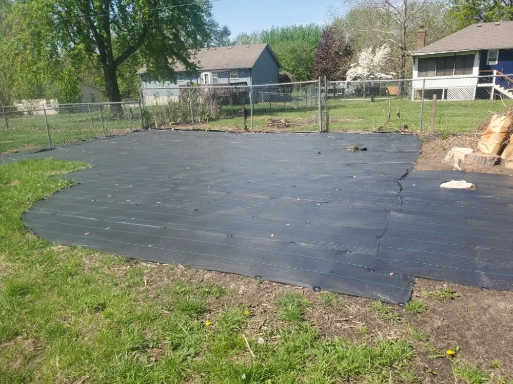 Custom garden landscaping in Independence, MO - Nathan & Ashlie's Monkey Services