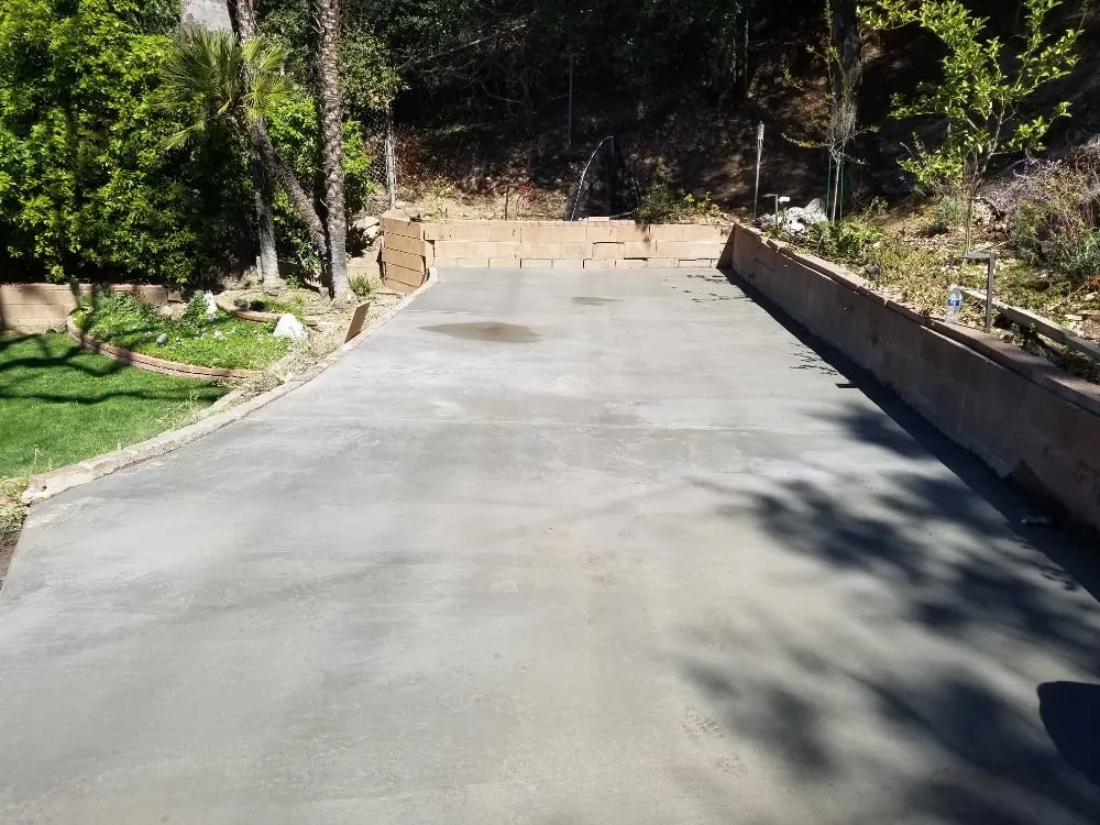 Expert yard cleanup service for beautiful yards across El Monte, CA - Nathan's Landscape