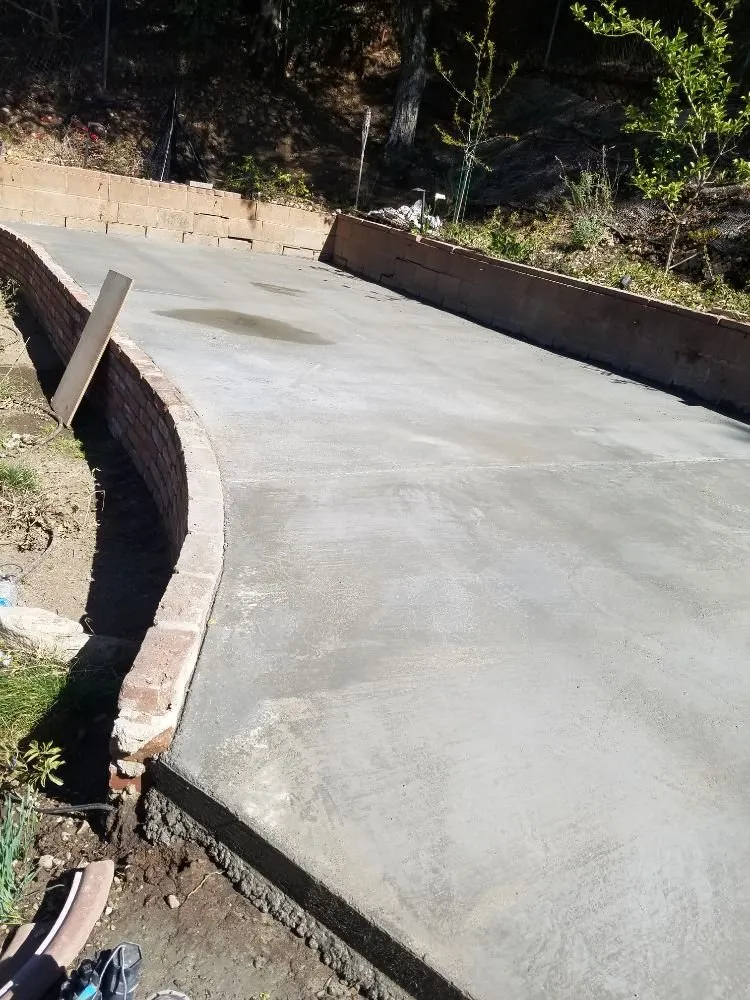 Affordable yard maintenance for residential properties in El Monte, CA by Nathan's Landscape