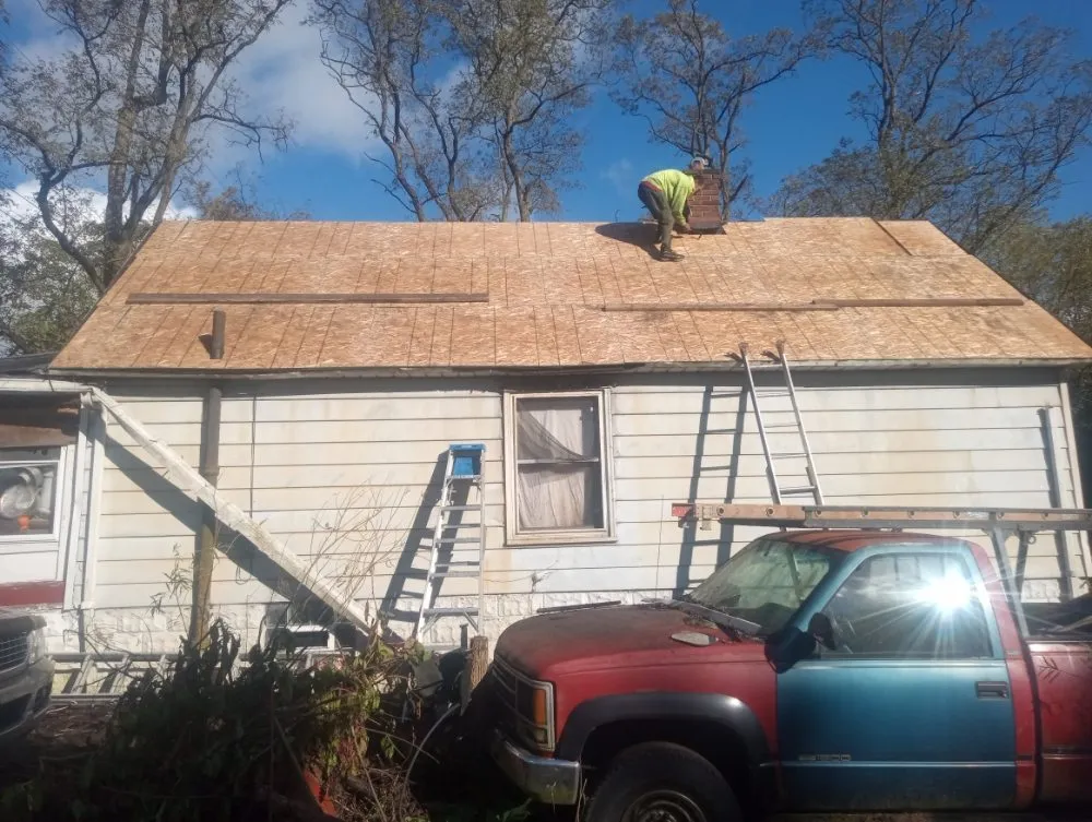 Expert lawn care service experts serving Warren, OH - Nathans Landscaping and Construction