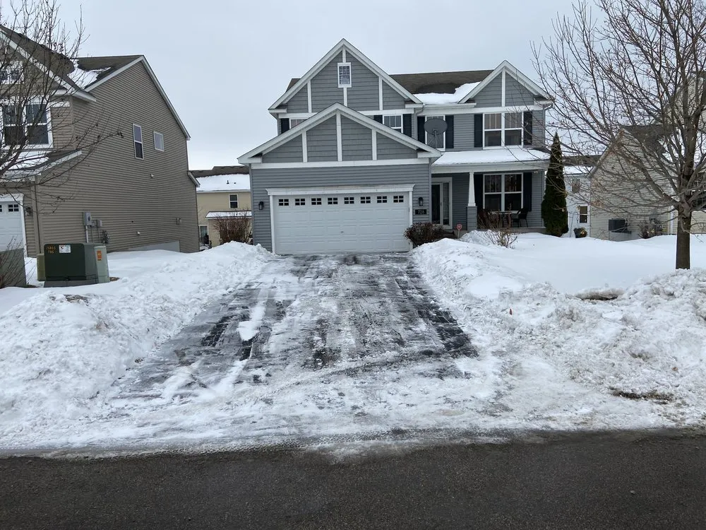 Local lawn mowing service in Cottage Grove, MN by Nathan's Lawn Care