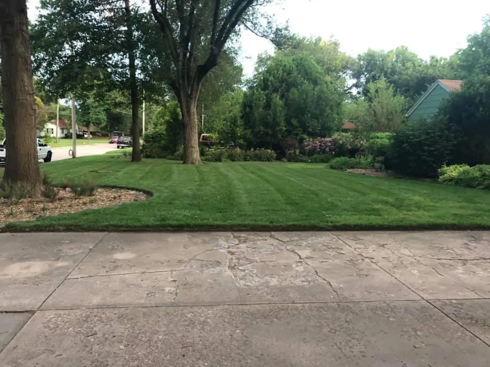 Expert garden landscaping for year-round maintenance in Wichita, KS by Nathan’s Lawn Care