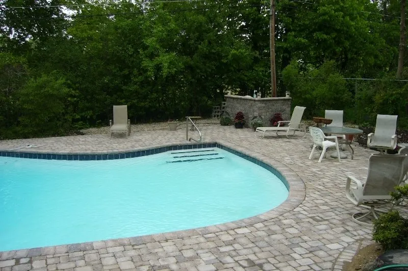 Affordable lawn mowing service in Highland Park, IL - National Brick Pavers & Stone Co.