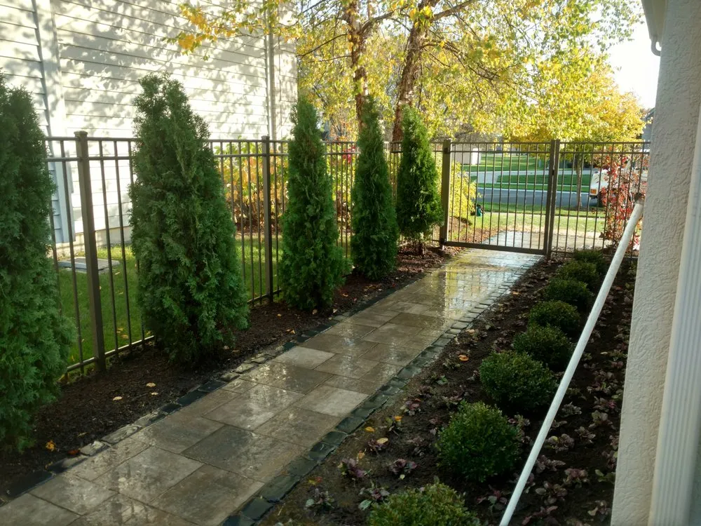 Top-rated yard cleanup service in Highland Park, IL by National Brick Pavers & Stone Co.