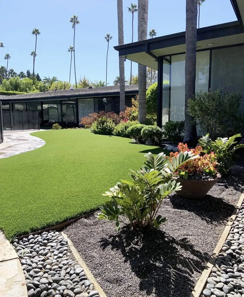Top-rated garden landscaping in Hermosa Beach, CA by National Greens