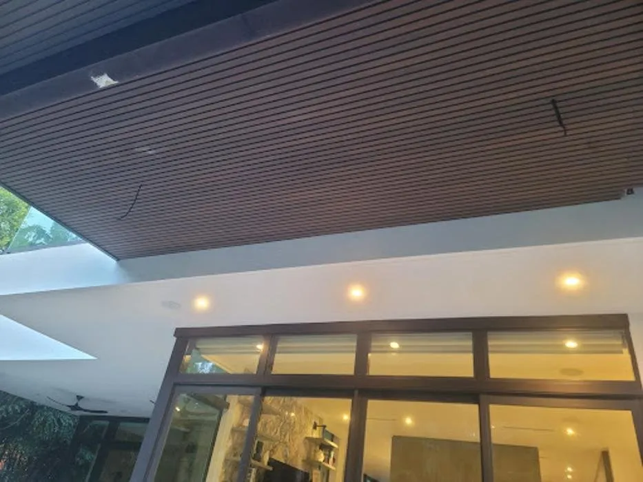 Custom yard cleanup service in Parkland, FL by National Property Services