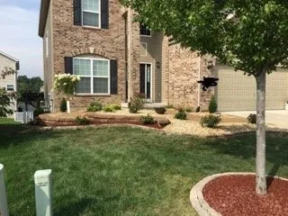 Reliable yard cleanup service in St. Louis, MO by Nations Landscaping