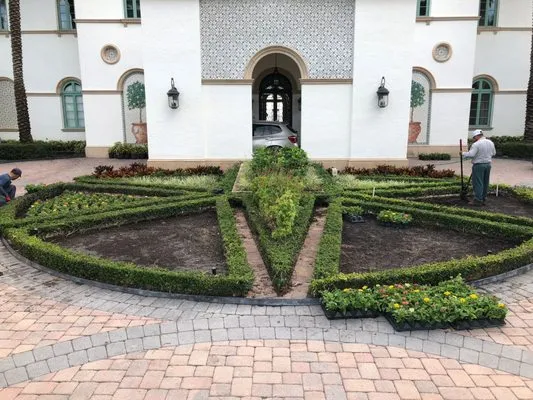 Nationwide Landscaping Logo