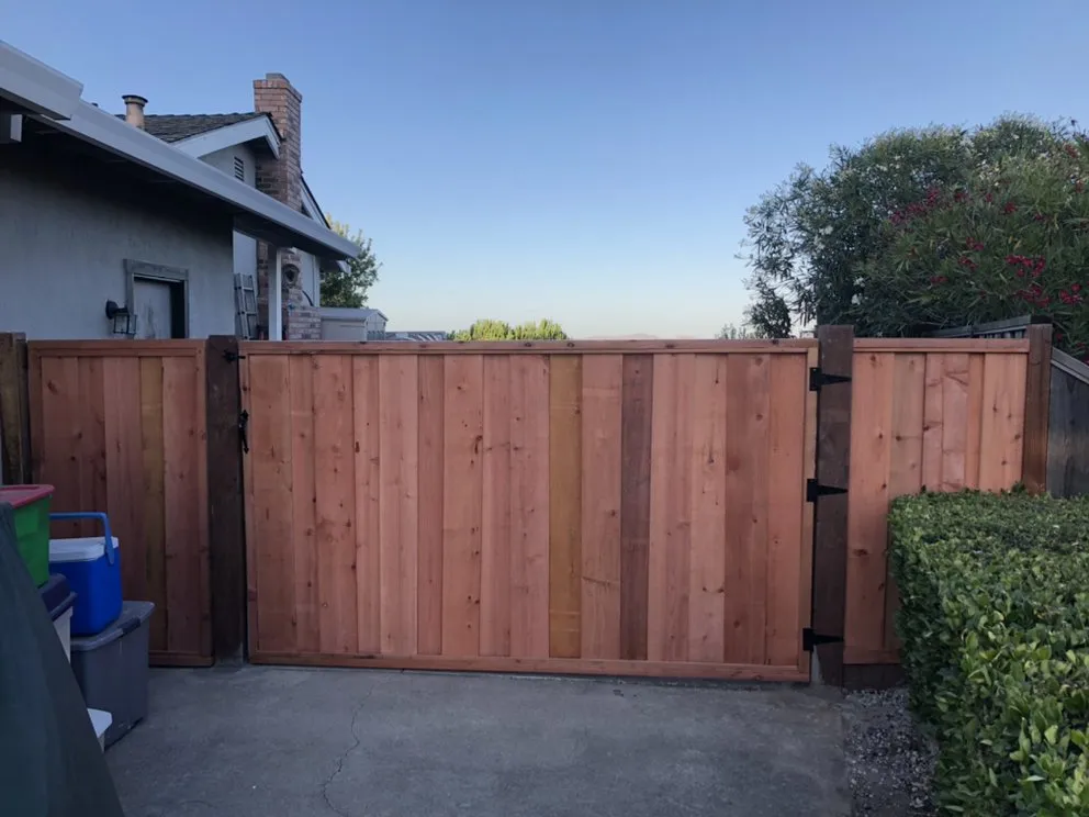 Reliable yard maintenance for beautiful yards in Concord, CA by Native Earth