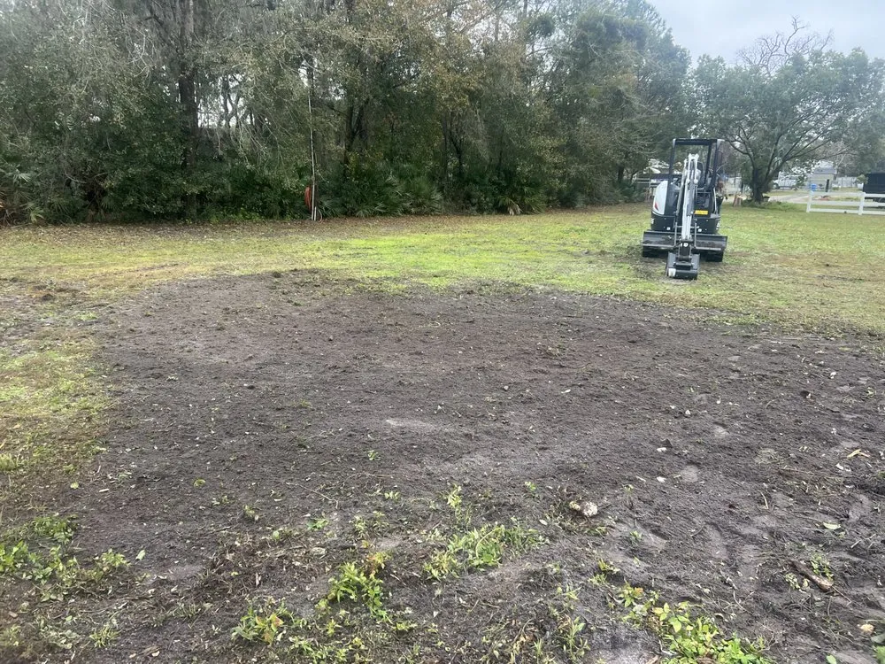 Custom yard cleanup service for homes across Eustis, FL - Native Land Development