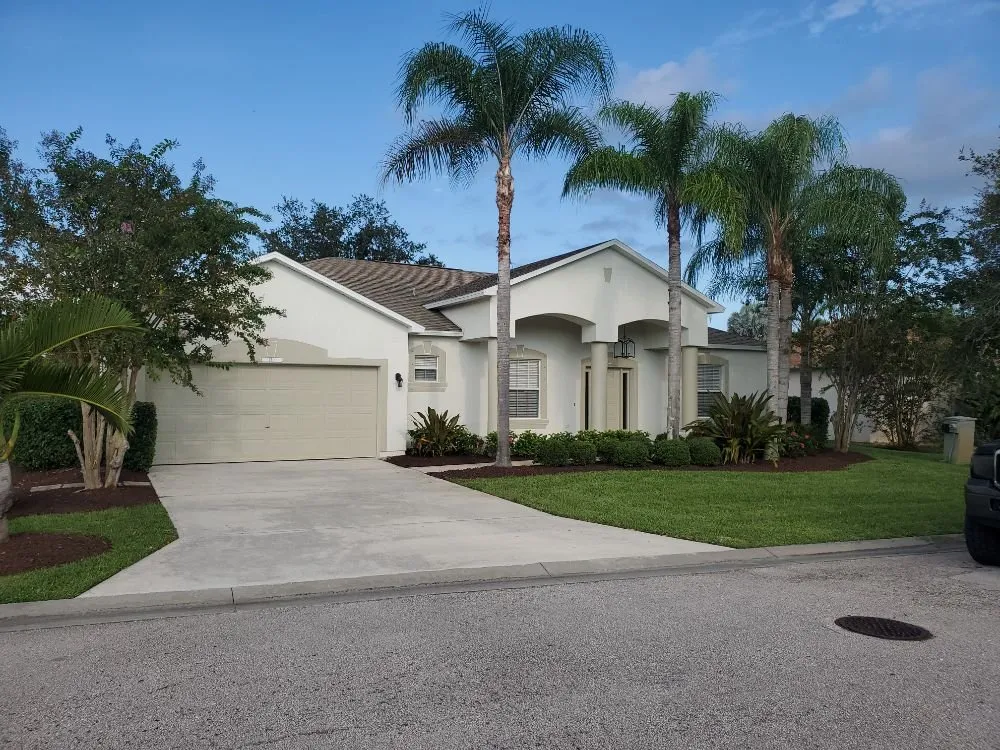 Expert lawn care service experts serving Port St Lucie, FL - Native Landscapes