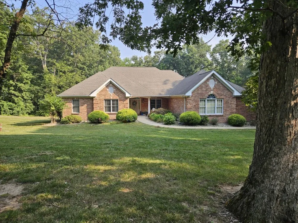 Local residential landscaping for year-round maintenance across Villa Ridge, MO - Native Lawn Care