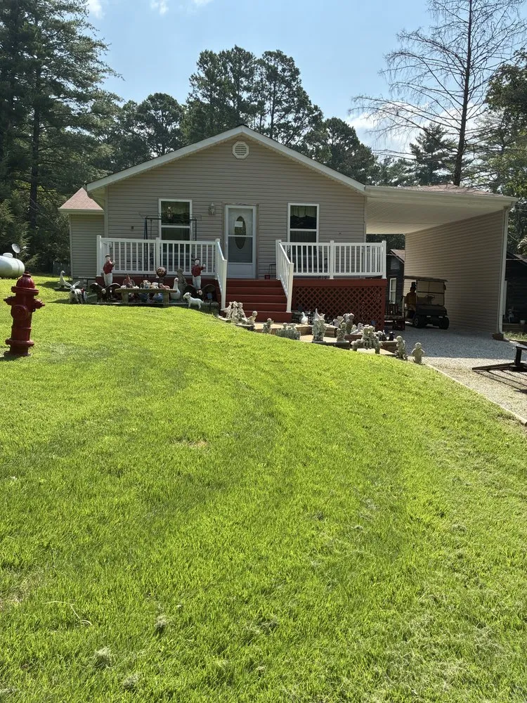 Expert residential landscaping in Villa Ridge, MO by Native Lawn Care