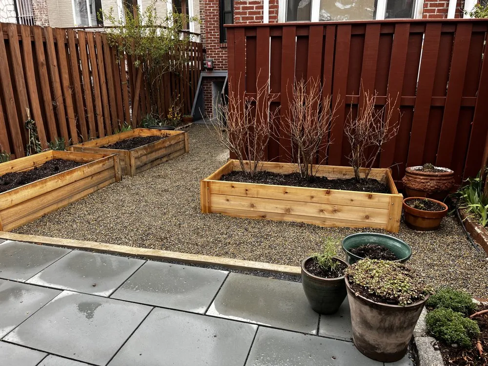 Top-rated lawn care service in Brooklyn, NY - Native NY Gardens