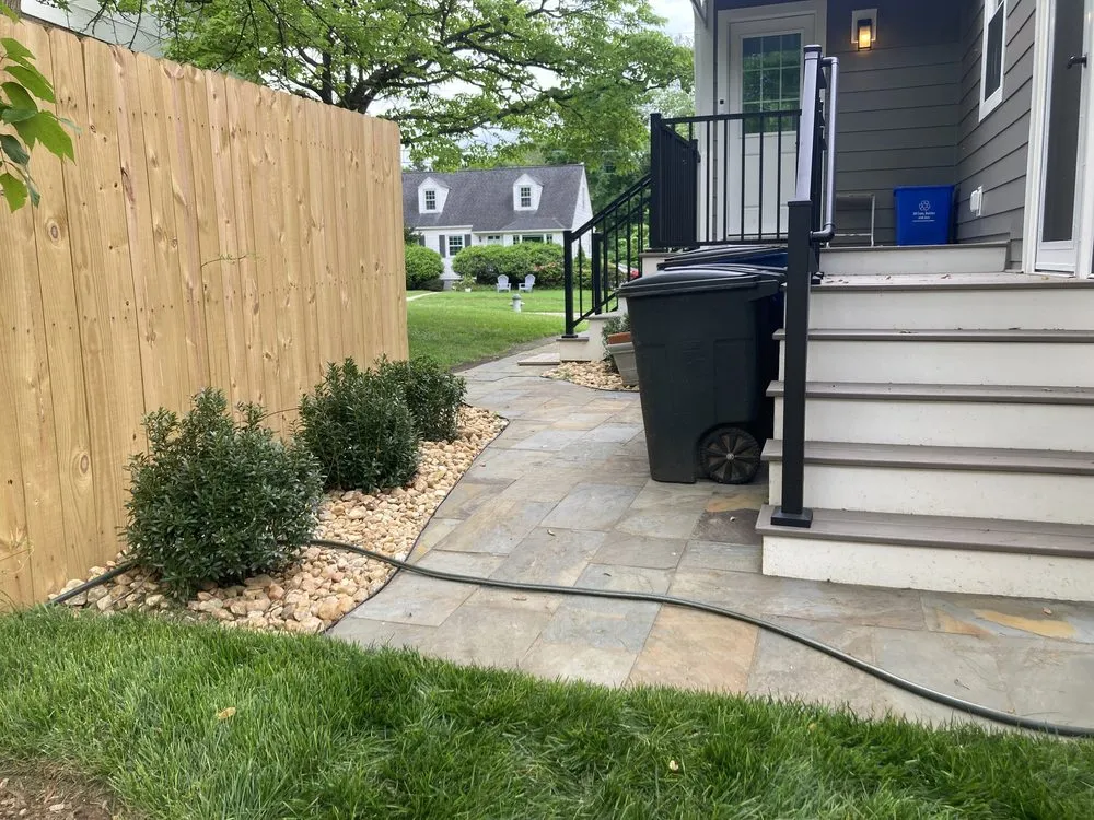 Custom outdoor landscaping in North Potomac, MD - Native Plant Scapes