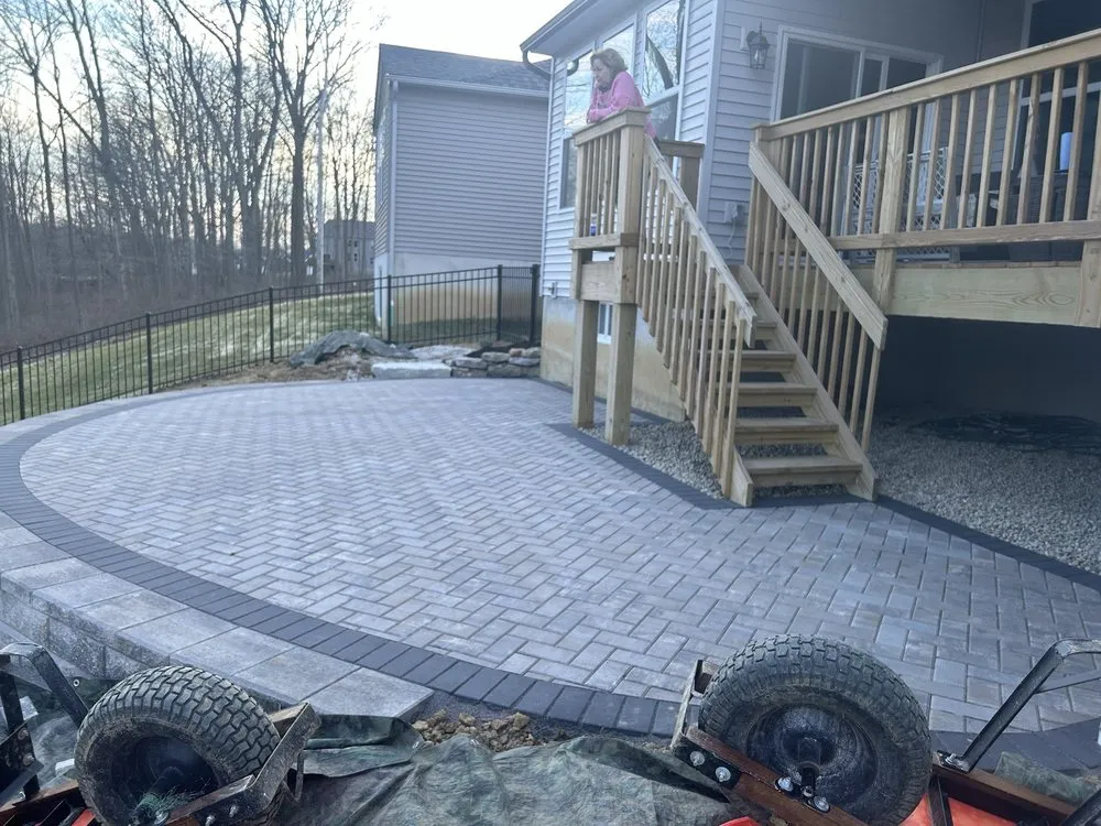 Reliable landscape installation in Cincinnati, OH by Native Roots