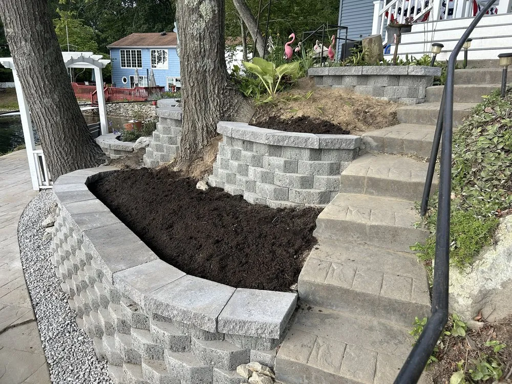 Custom landscape design experts serving Windham, CT - Native Roots Landscaping