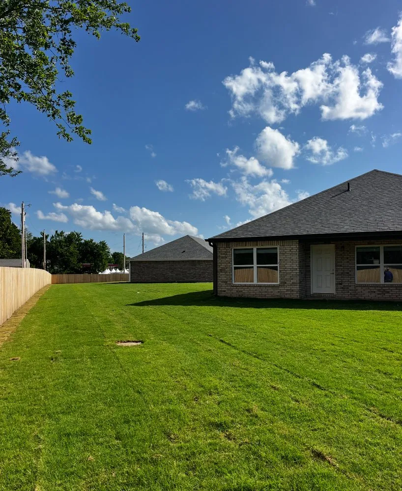 Custom lawn care service in Coweta, OK - Native Son’s Sod