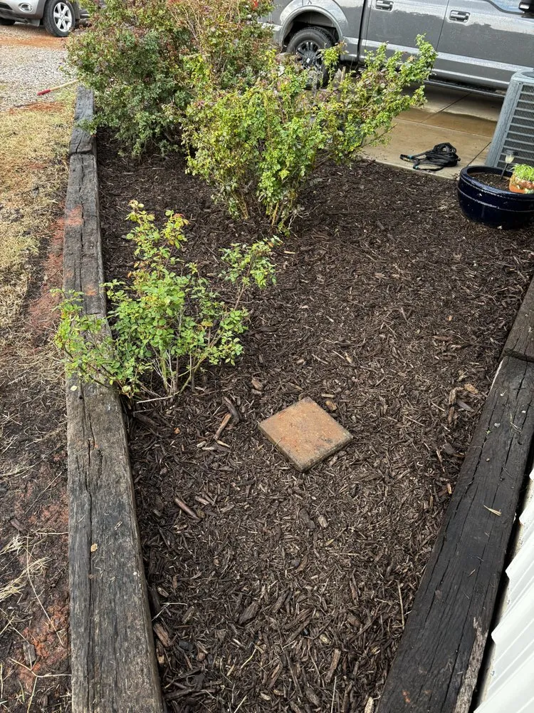 Local lawn mowing service with custom design in Tuttle, OK by Native turf