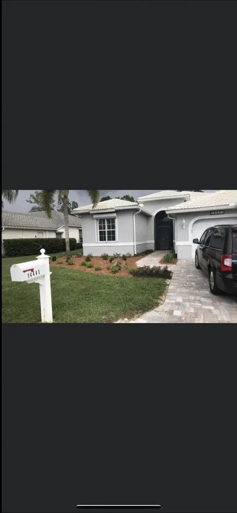 Local lawn care service for beautiful yards across North Fort Myers, FL - NativeScapes