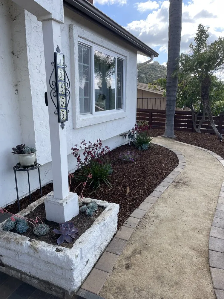 Custom lawn care service in San Diego, CA - Natural Aspect Gardenscape