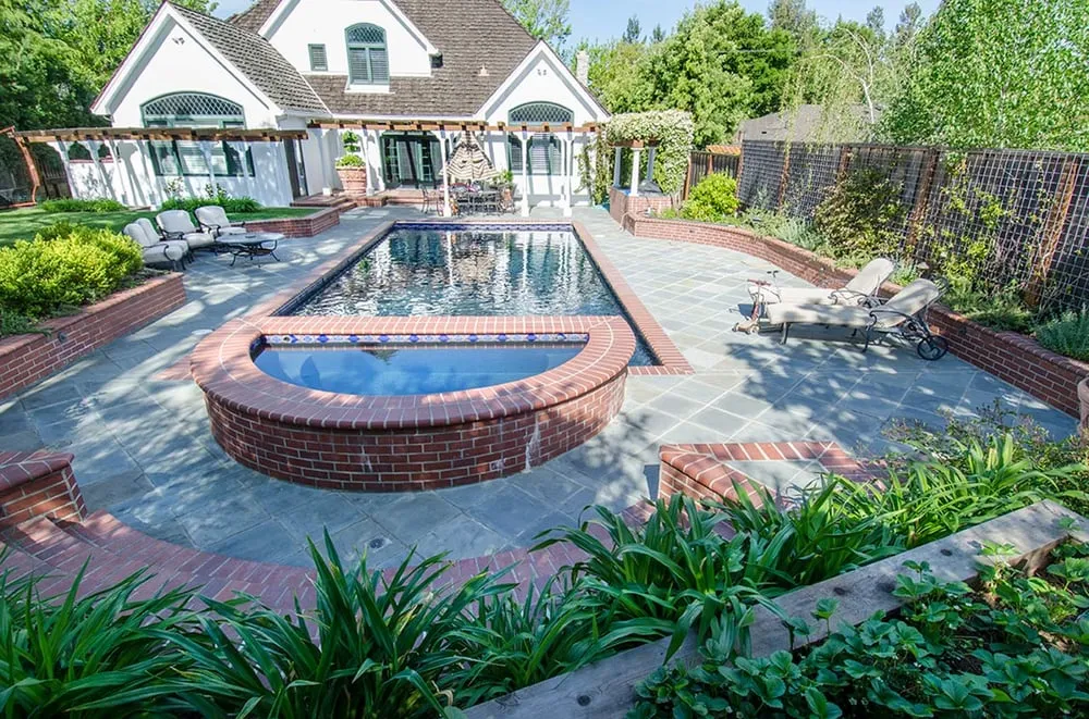 Affordable yard cleanup service experts serving Los Gatos, CA - Natural Bridges Landscaping