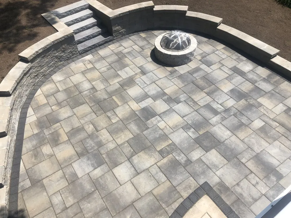 Trusted garden landscaping experts serving Tolland, CT - Natural Choice Landscaping