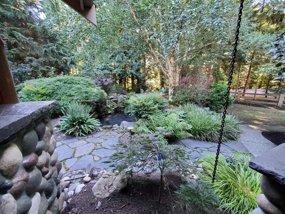 Custom outdoor landscaping for homes in Snohomish, WA by Natural Concept Landscape