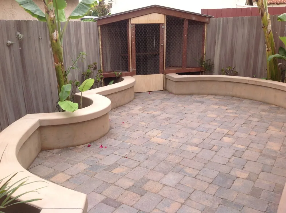 Top-rated lawn mowing service for homes in San Diego, CA by Natural Design By Paul Whitaker