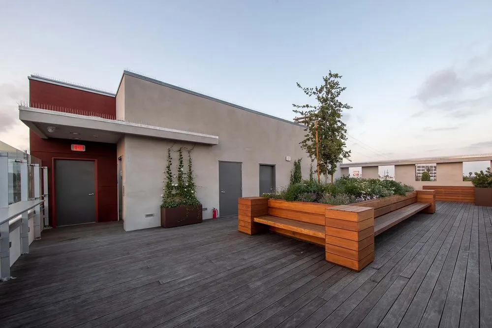 Expert lawn mowing service experts serving Claremont, CA - Natural Earth