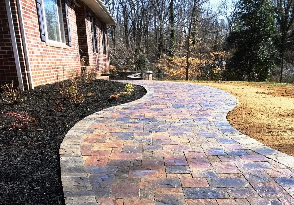 Professional lawn mowing service in Mechanicsville, MD - Natural Elements