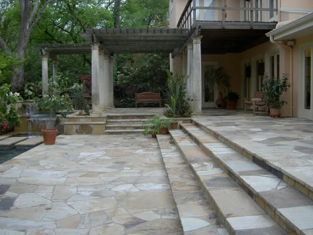 Top-rated yard cleanup service experts serving Dallas, TX - Natural Environments