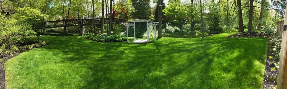 Trusted landscaping services experts serving Conshohocken, PA - Natural Gardens & Lawns