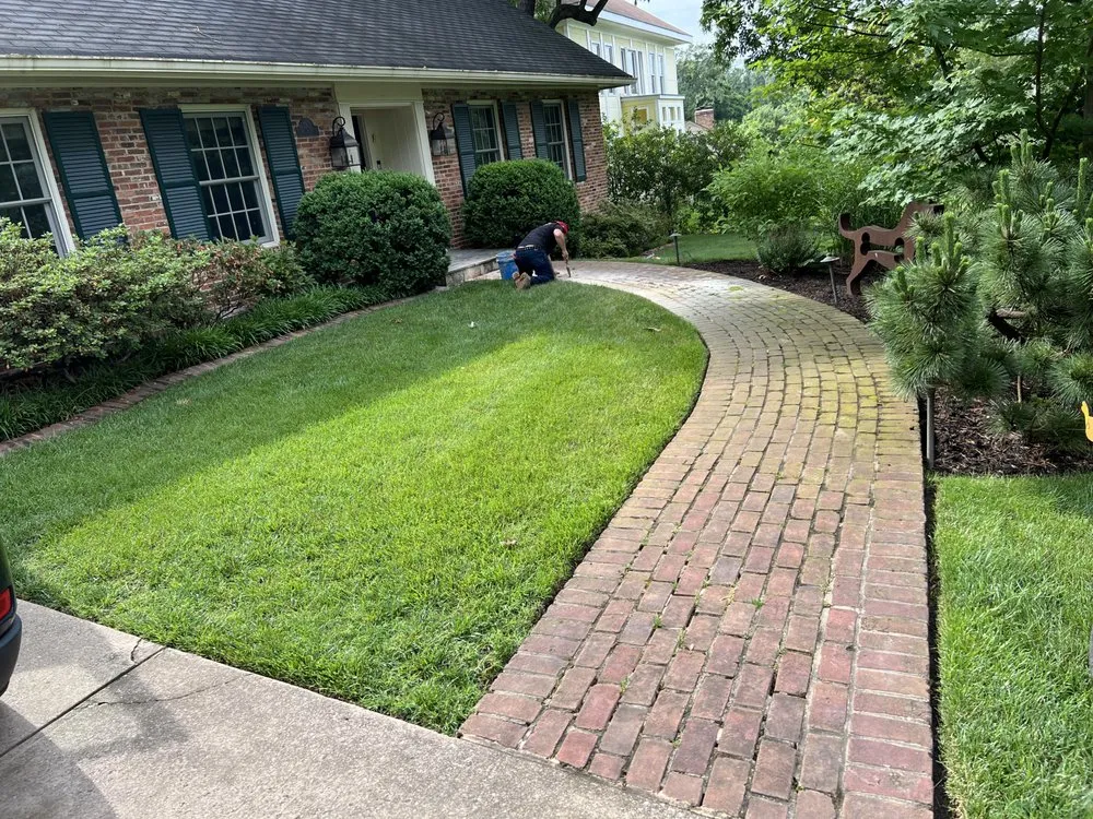 Reliable outdoor landscaping for residential properties across Alexandria, VA - Natural Green Landscape