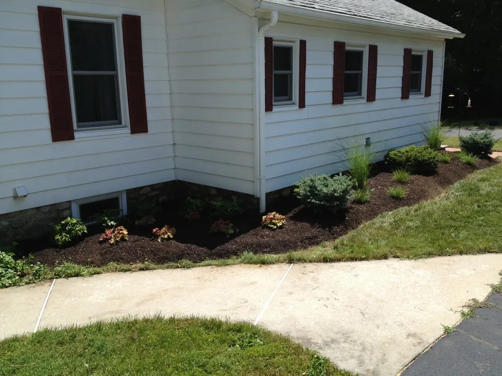 Top-rated landscape design experts serving Yorktown Heights, NY - Natural Greenscapes