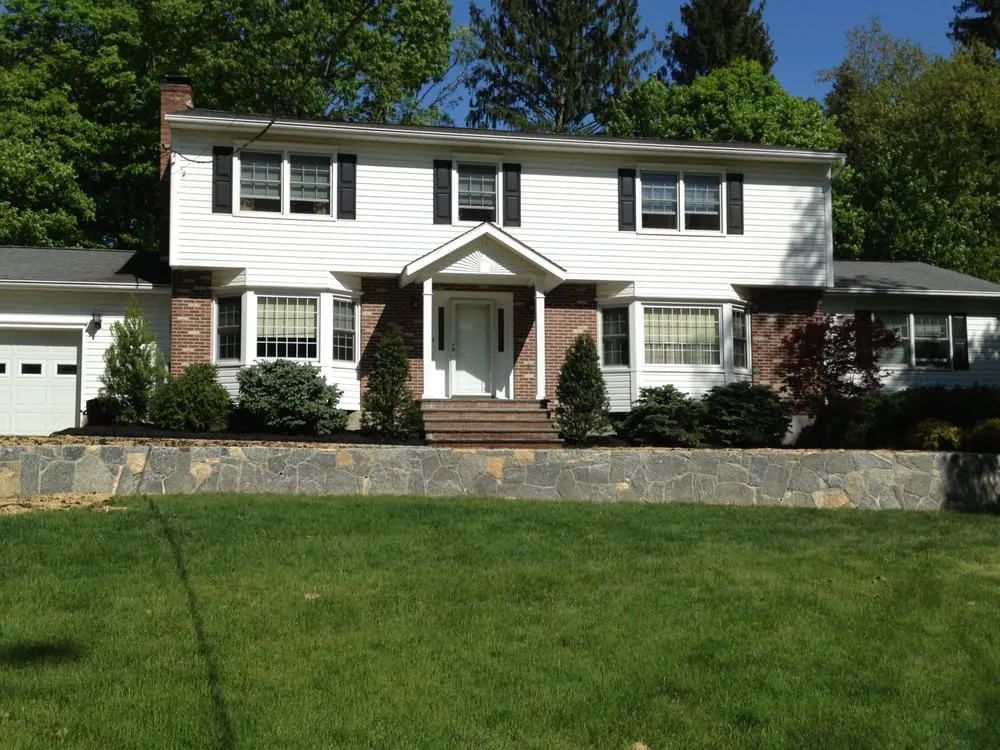 Top-rated yard maintenance in Yorktown Heights, NY - Natural Greenscapes
